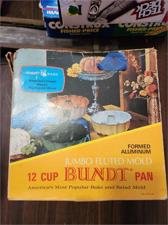 Nordicware Bundt Pan