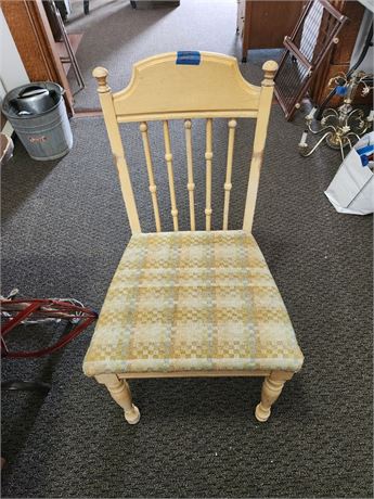 Chair with Nice spindles