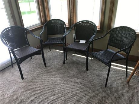 4 Patio Chairs