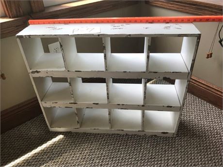 Wall/Floor Shelf
