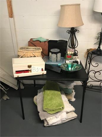 Folding Table & Content