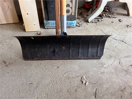 Metal Snow Shovel True Temper