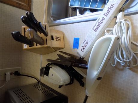 Knives, Knife Set and Sharpener