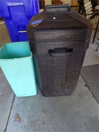 Plastic Trash Cans