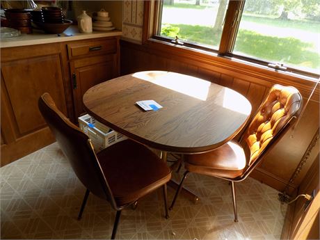 Vintage Mid-Century Kitchen Table and Chairs