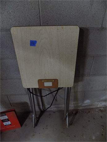Fotocrest Projector Table