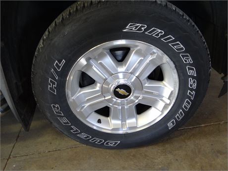 More Pictures of truck- Do Not Bid