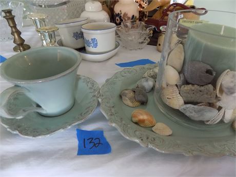 Collectibles Tea Cup and Seashell