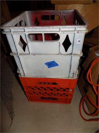 Plastic Reiter Milk Crates