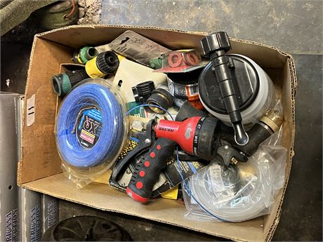 Flat of Misc Garden Sprayers