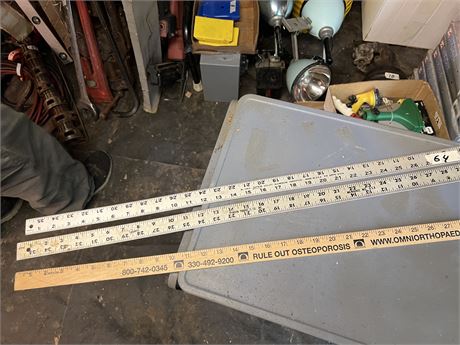 3 Yard Sticks