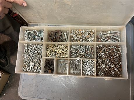 Parts bin hardware