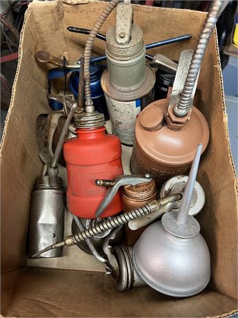 Miscellaneous oil can collection