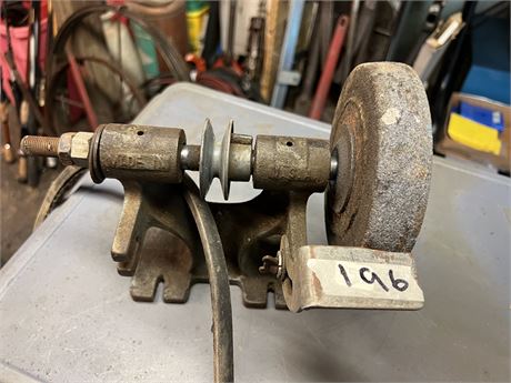 Belt drive grinder.