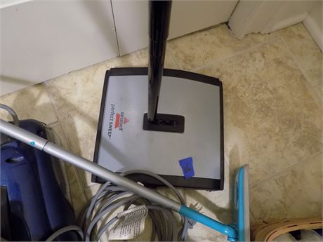 Dirt Devil, Brooms