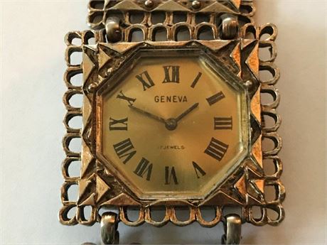 Geneva 17 Jewels Watch