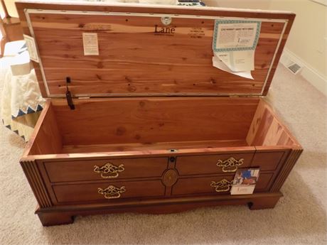 Lane Cedar Chest