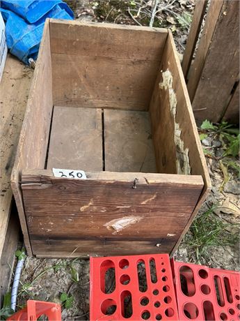 Woodbox.