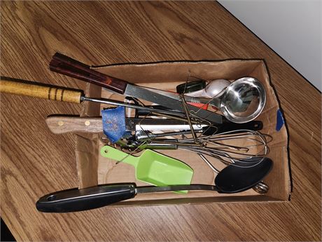 Lot of kitchen utensils