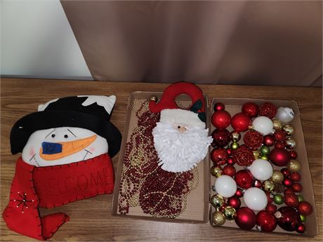 Snowman Pillow, Bulbs, Beads