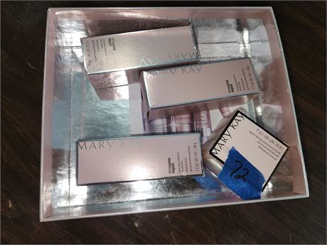 Mary Kay Hydrating Gel 031551 and Timewise repair 088897