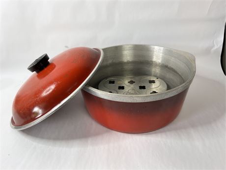 Orange Club Roaster Cast Aluminum Dutch Oven with Trivet Insert