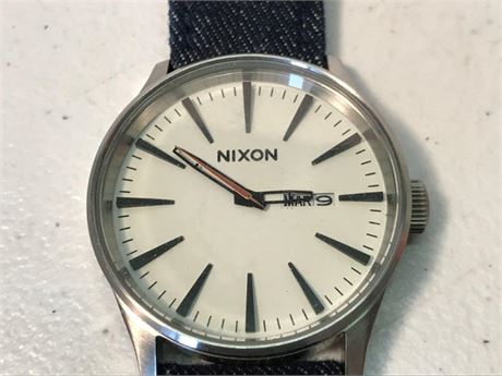 Nixon Watch