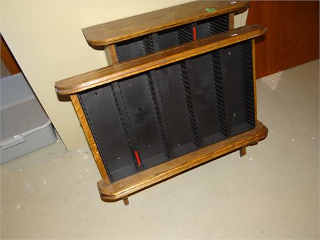 2 Shelves