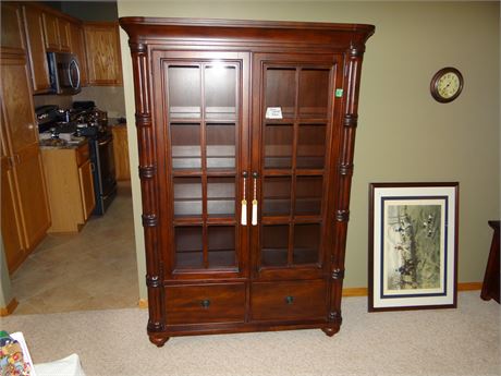 Nice China Hutch