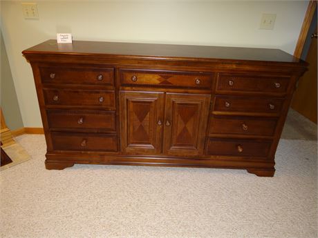 Sideboard Plus