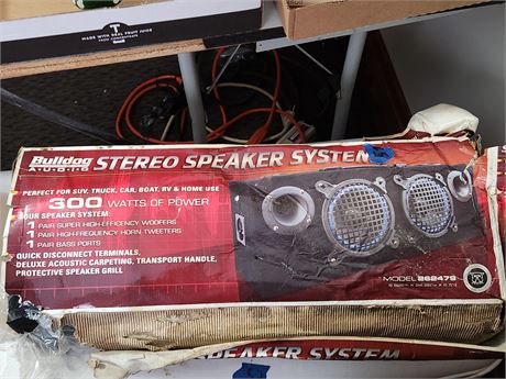 Bulldog Audio 300 watt Speaker Sys. NEW