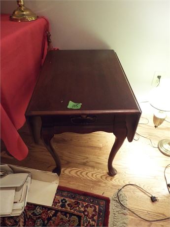 Dropleaf End Table
