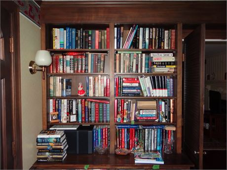 Library 4 - Front Wall Left