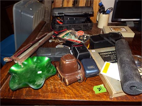 Desk Lot