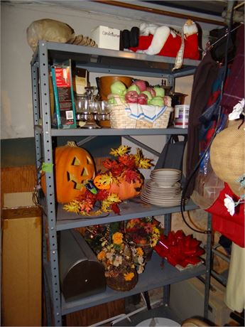 Shelf and Holiday