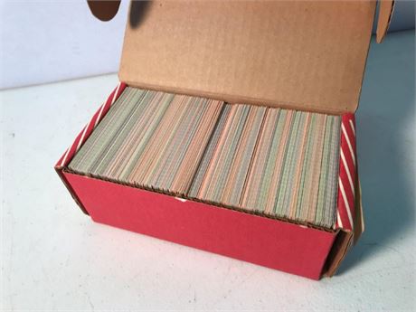 Labeled Pro Set 1-440 1989 Football. Cards