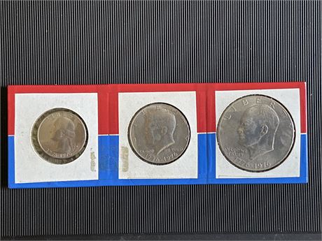 1976 Bicentennial Coin set
