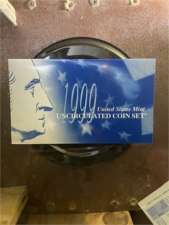 1999 Uncirculated Coin Set