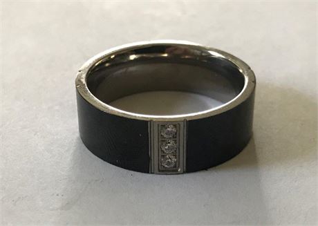 Stamped Spikes Titanium Size 11 Ring