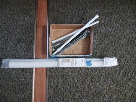 Roller Blind and 5 tension rods