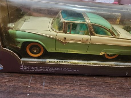 Diecast Road Legends #92138 1955 Ford Crown Vic