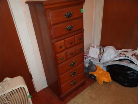 Longoria Chest
