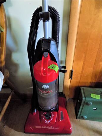 Upright Dirt Devil Vacuum
