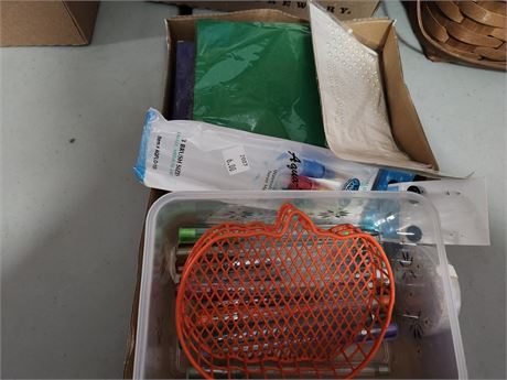 Beads, Napkins, Pens