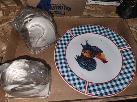 Horse head bookends and Rooster Plate
