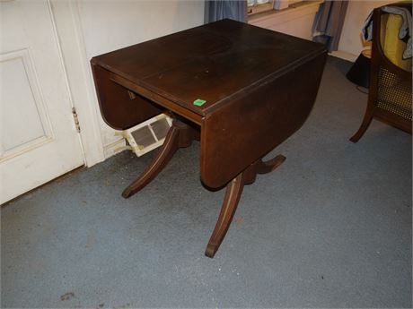 Drop Leaf Table