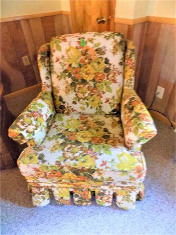 Vintage Early American Chair