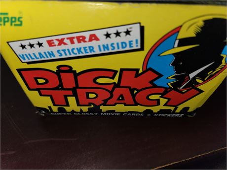 Topps Brand Dick Tracy Collector Cards