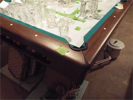 Pool table