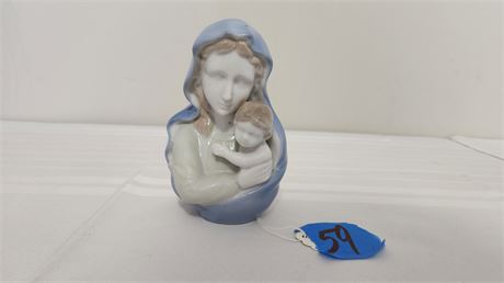Vintage Sanmyro Marywith child